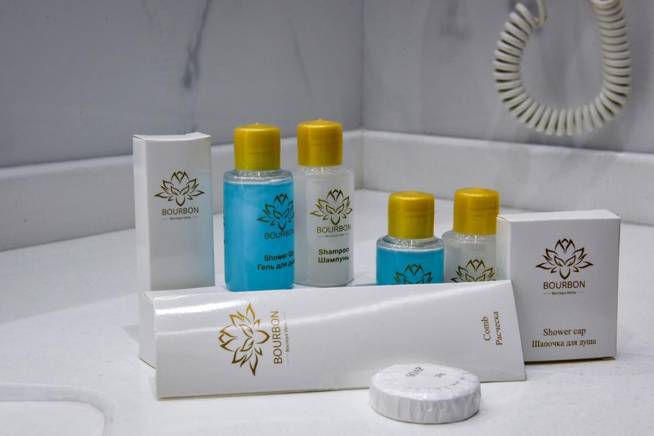 Bourbon Boutique Hotel Yerevan Bagian luar foto